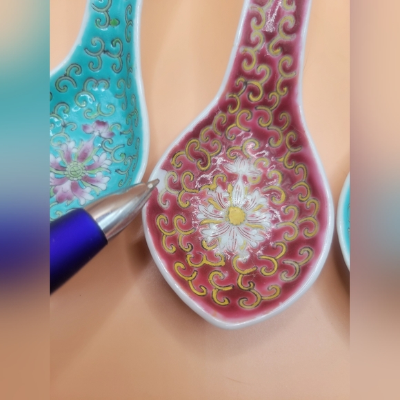 Set of 4 Rose Asian Soup Spoons - Picture 3 of 5